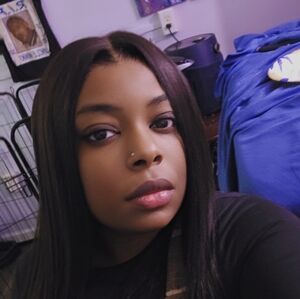 Meet your Posher, Breanna